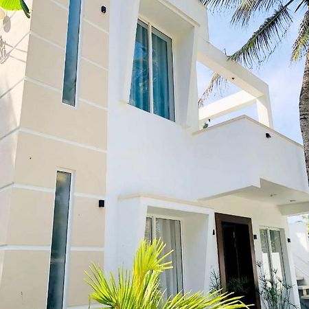 Ayona Beach Villa Katuneriya 外观 照片