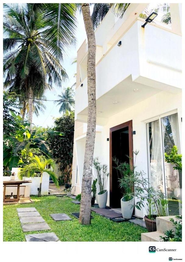 Ayona Beach Villa Katuneriya 外观 照片