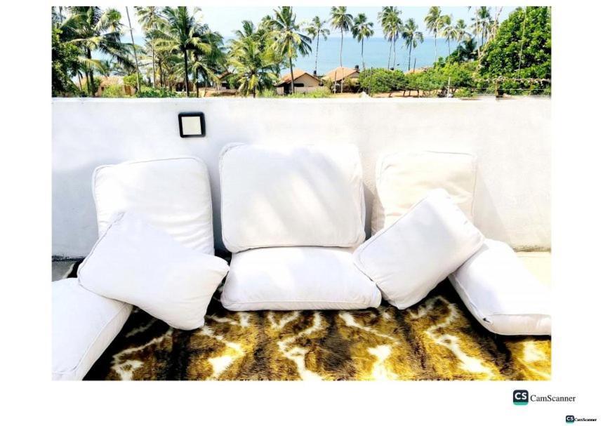 Ayona Beach Villa Katuneriya 外观 照片
